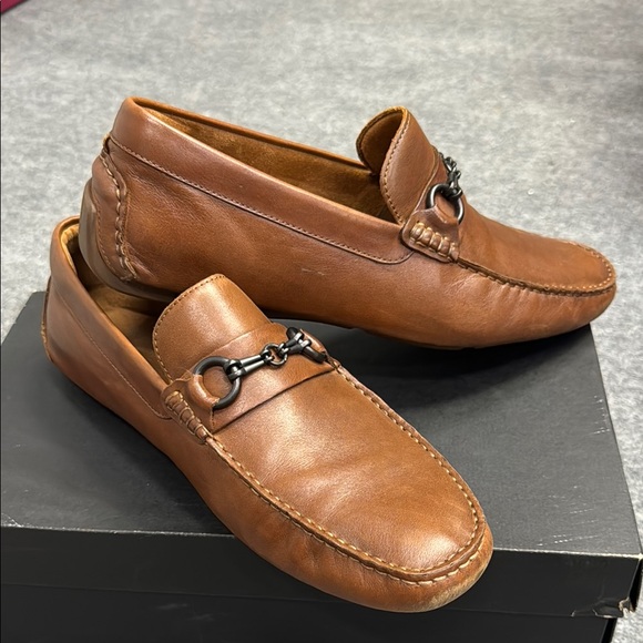 Kenneth Cole Leather Driving Moccasins with Chain Bit Detail - Picture 5 of 8